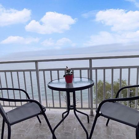 N-Joy Apartment Peraía エクステリア 写真